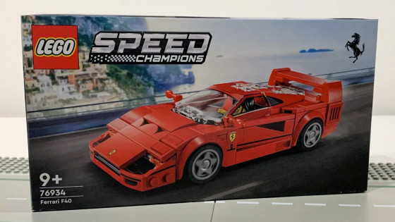 LEGO Ferrari F40